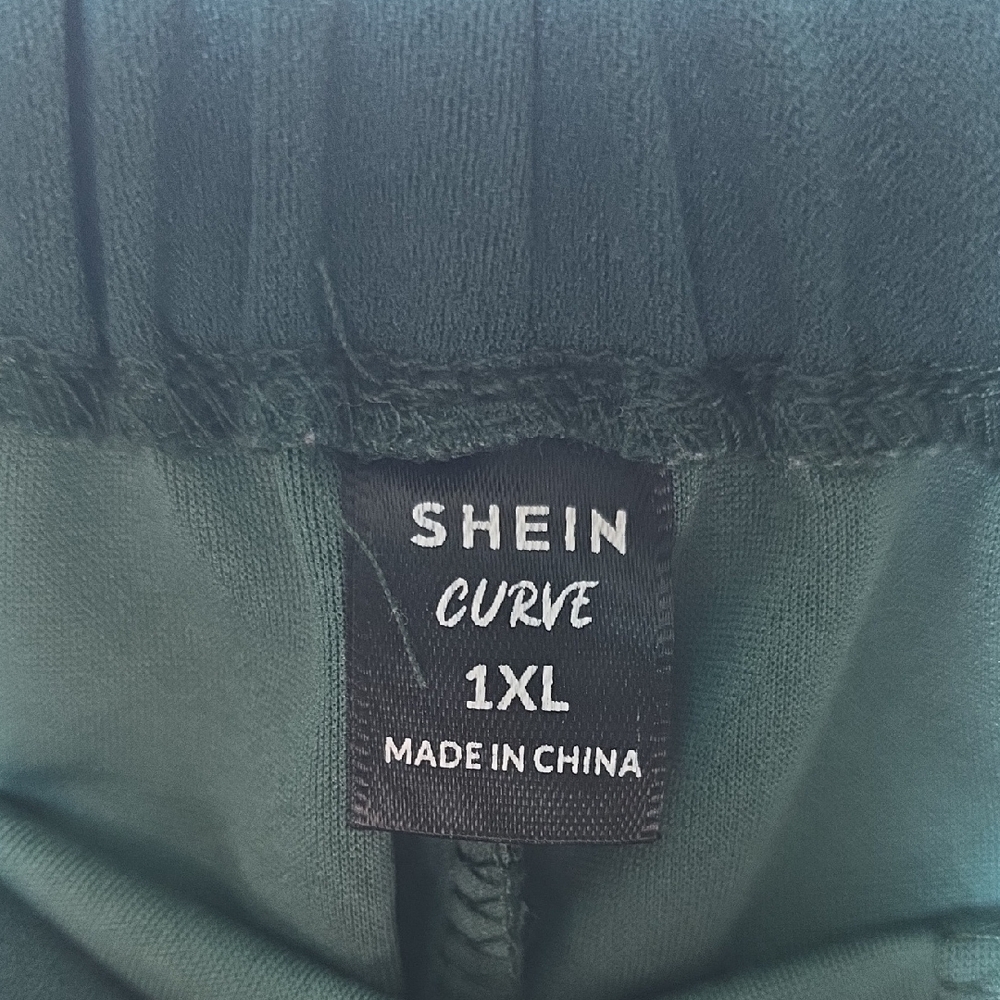 SHEIN Dark Green Skort - Picture 2 of 6